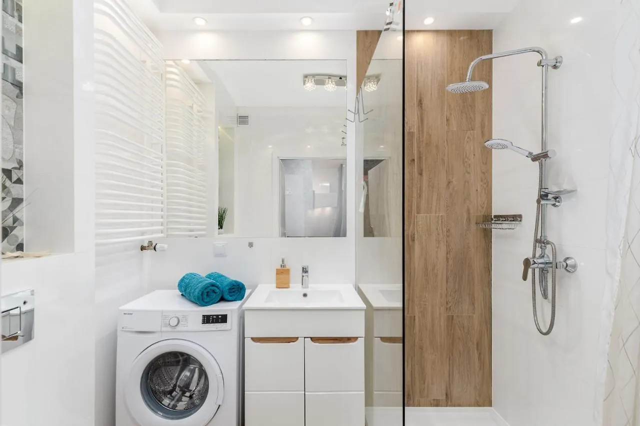 Apartament Kolorowe Balkony Czyzewskiego 3 Kraków 0*,  Polska